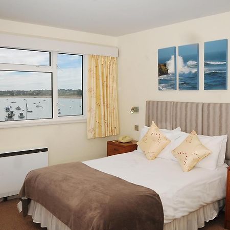 Dolphin Hotel Gorey Экстерьер фото