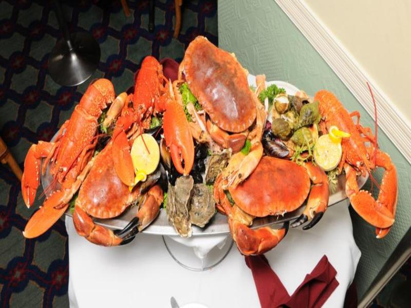 Dolphin Hotel Gorey Экстерьер фото
