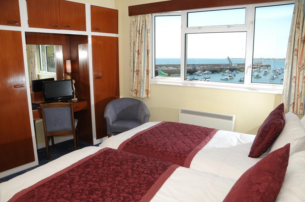 Dolphin Hotel Gorey Экстерьер фото