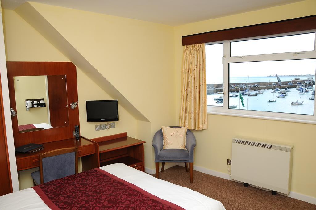 Dolphin Hotel Gorey Экстерьер фото
