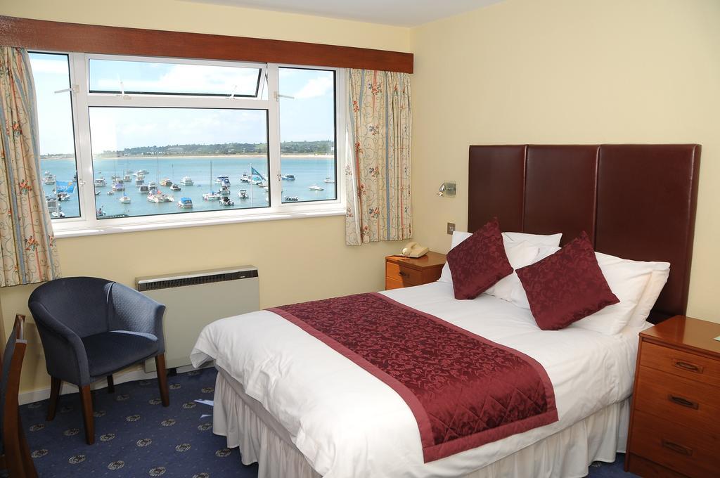 Dolphin Hotel Gorey Экстерьер фото